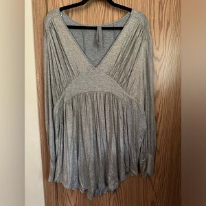 Melissa McCarthy Seven7 tunic empire waist long cuffed sleeves NWOT, v-neck 1X